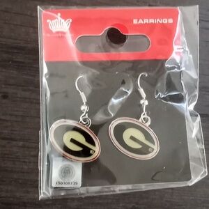 Georgia bulldog earrings. New in package